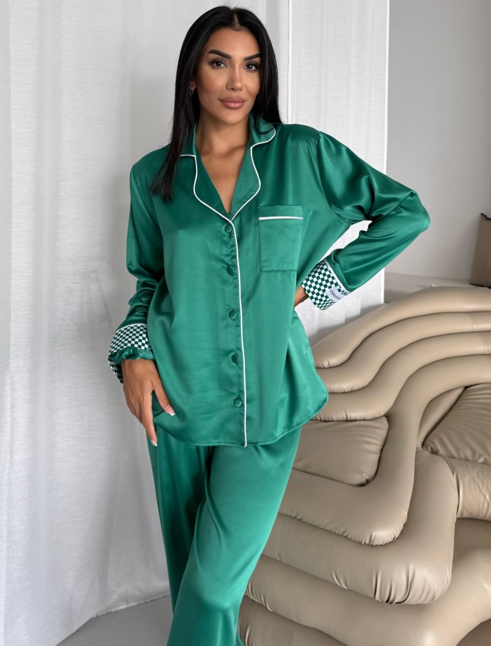 Set pijama dama din doua piese, cu nasturi – 2500259, Verde - poza 2