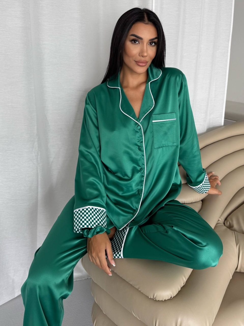 Set pijama dama din doua piese, cu nasturi – 2500259, Verde - poza 4