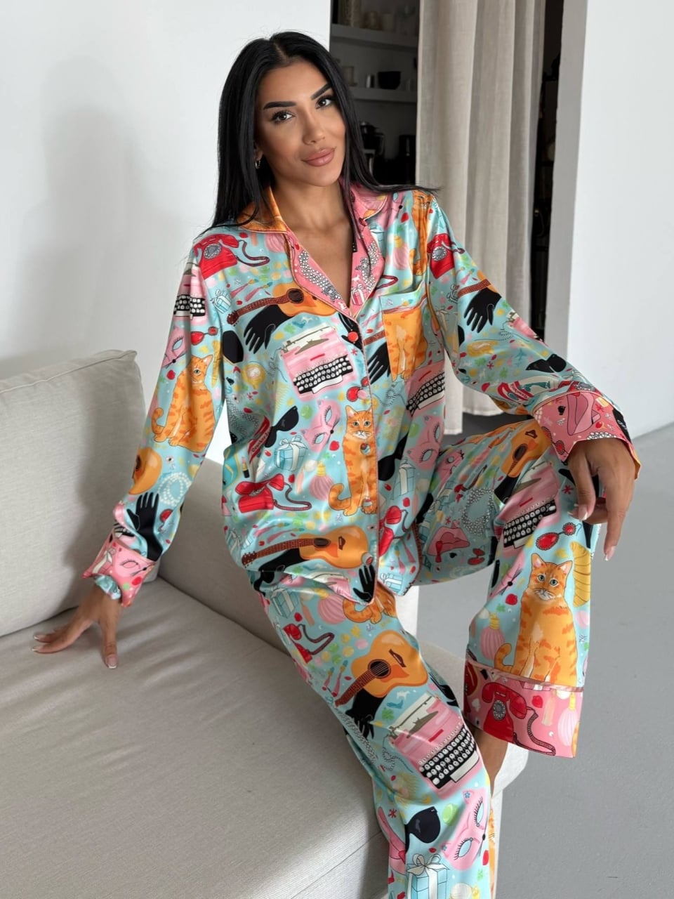 Set pijama dama din doua piese, cu nasturi – 2500261, Multicolor - poza 2