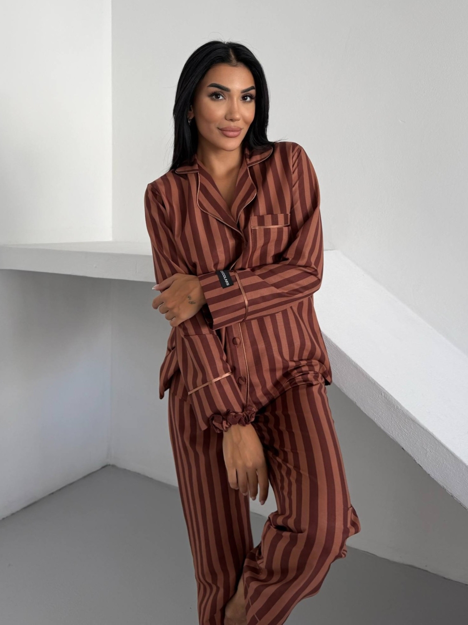 Set pijama dama din doua piese, cu nasturi – 2500292, Maro - poza 2