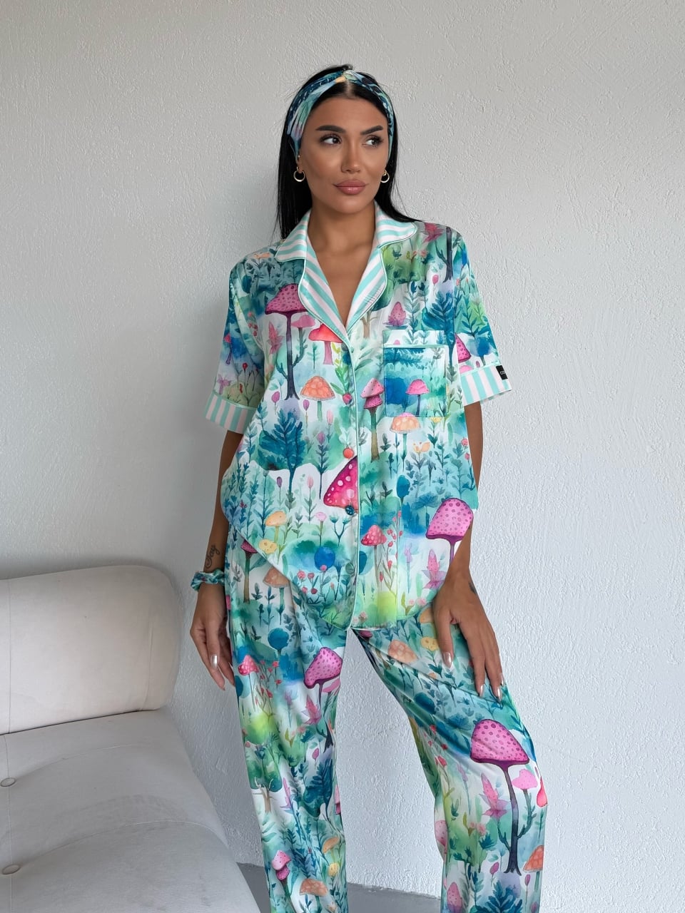 Set pijama dama din doua piese, cu nasturi – 2500379, Mushroom Garden - poza 1