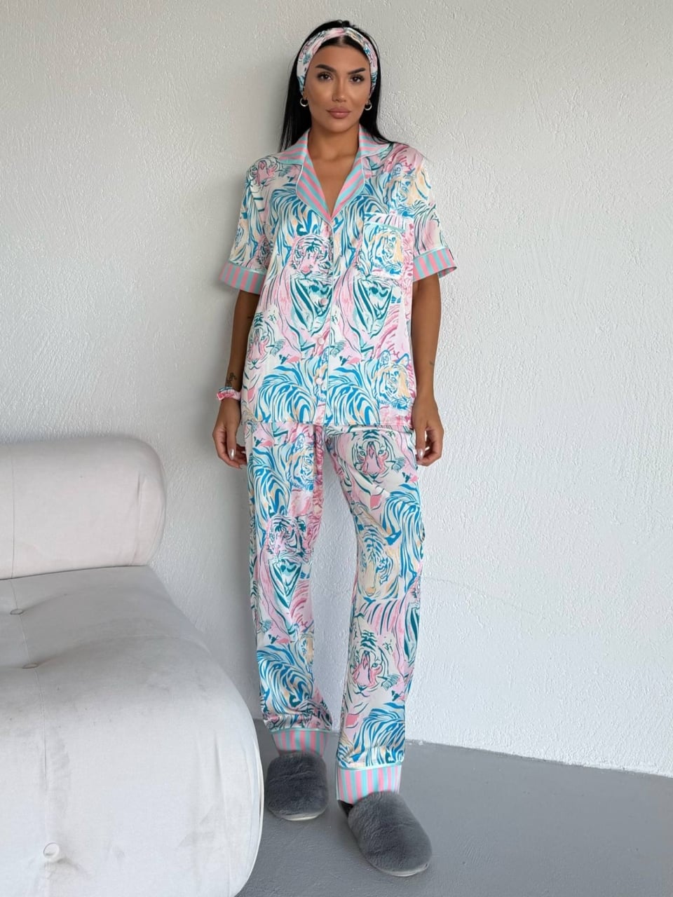 Set pijama dama din doua piese, cu nasturi – 2500382, Mint Tiger Vibe