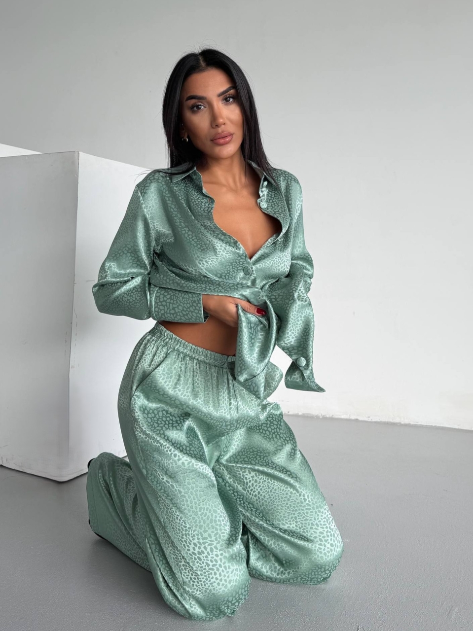 Set pijama dama din doua piese, cu nasturi – 2500402, Verde menta - poza 3