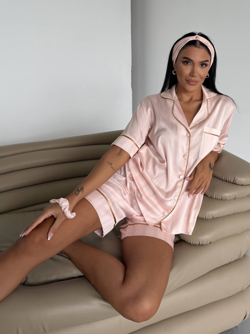 Set pijama dama din doua piese, cu nasturi – 2600044, Crem satinat - poza 3