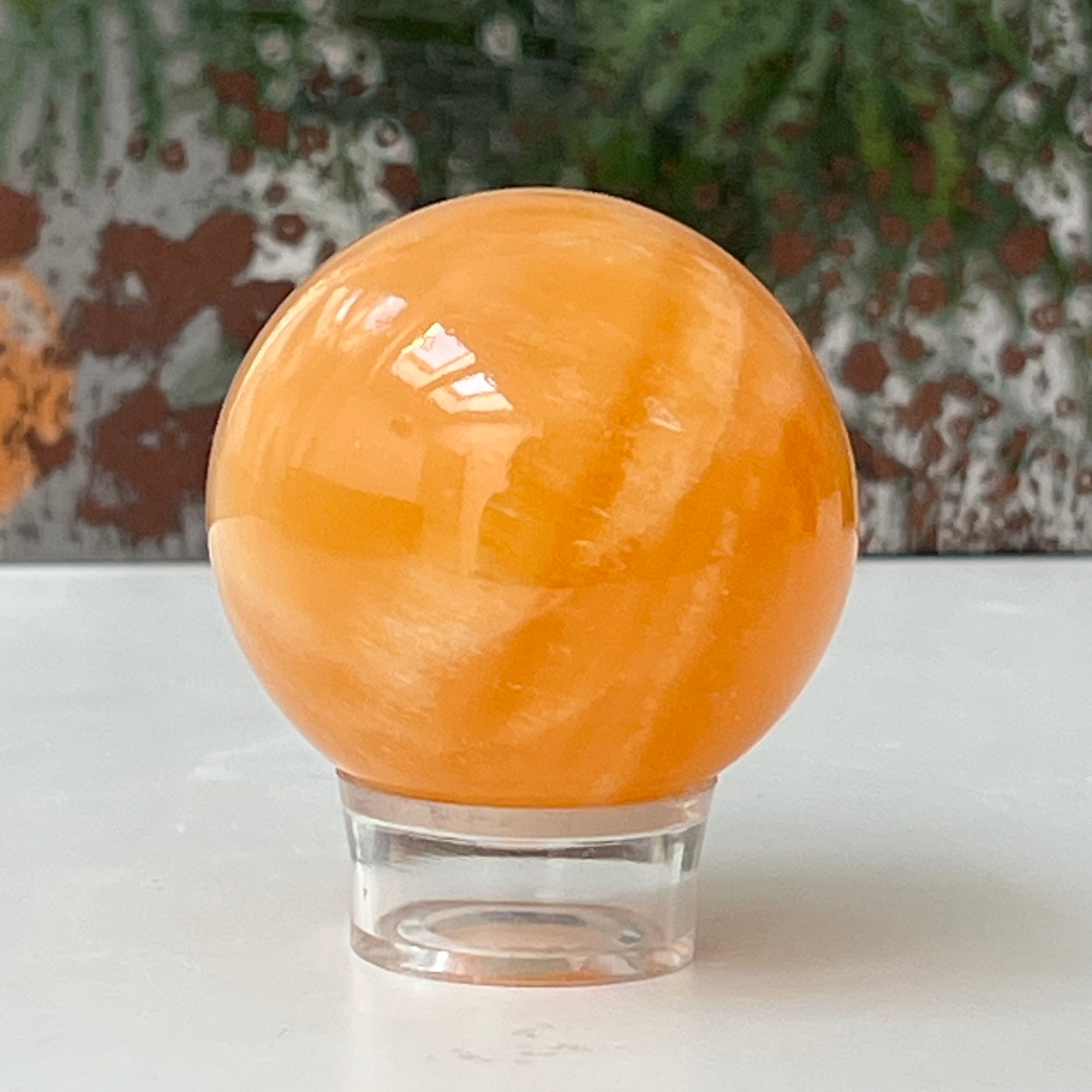 Sfera calcit portocaliu zebra model 2