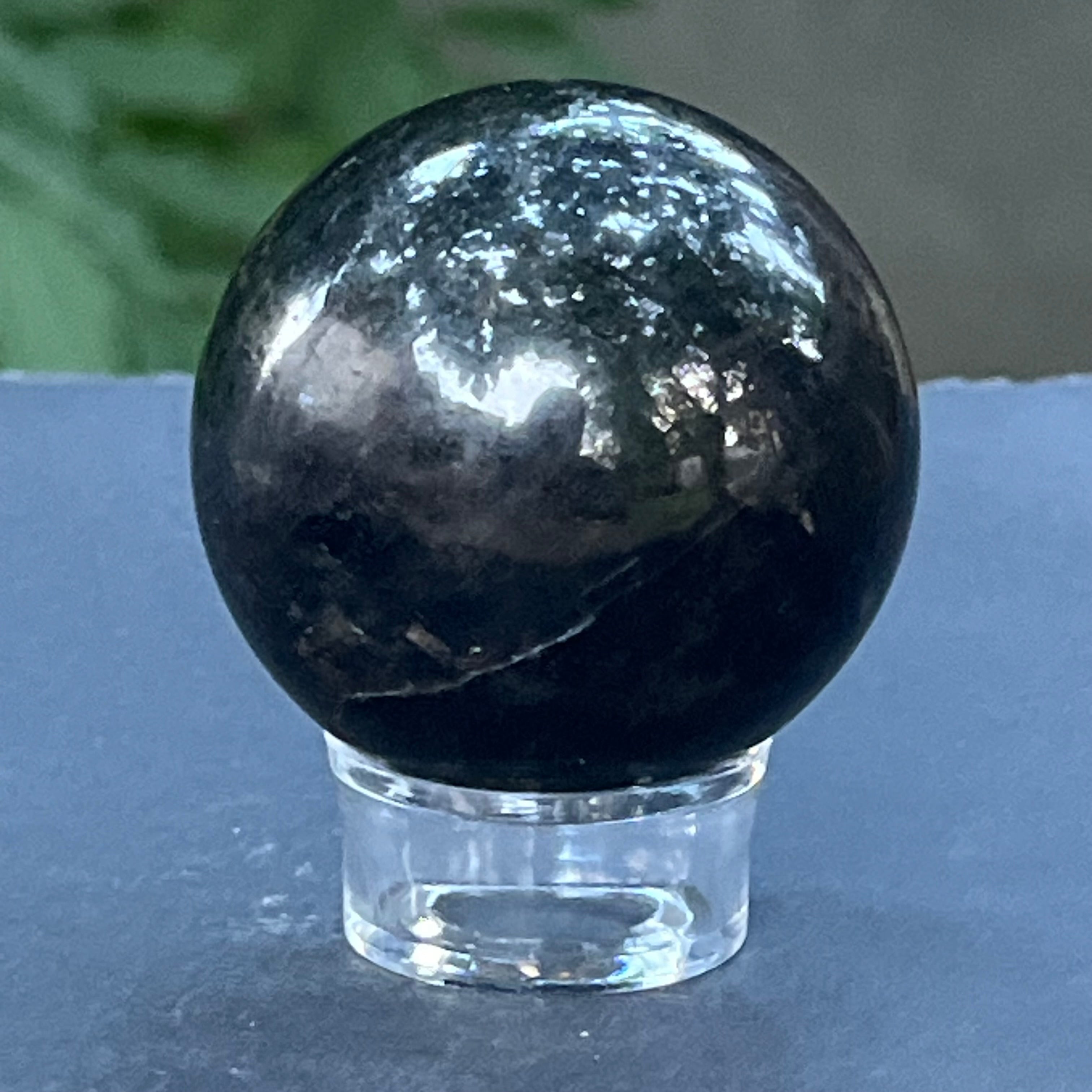 Sfera Iolit (safir de apa) din Madagascar model 2