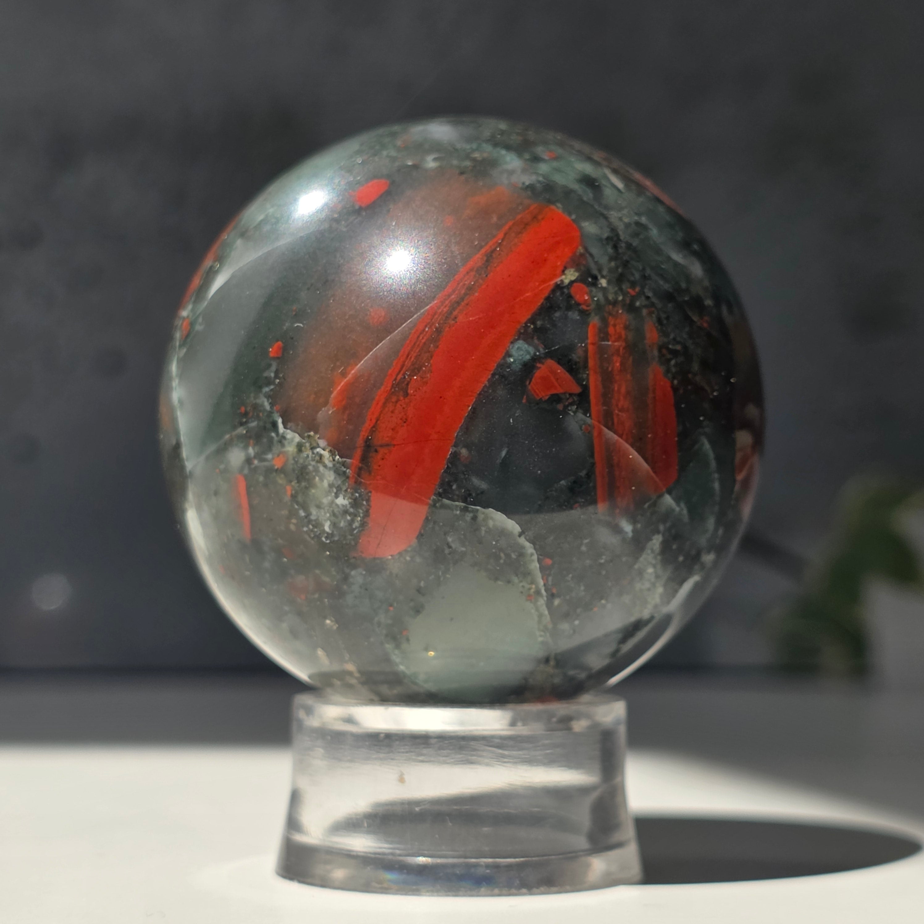 Sfera seftonit piatra sangelui model 2