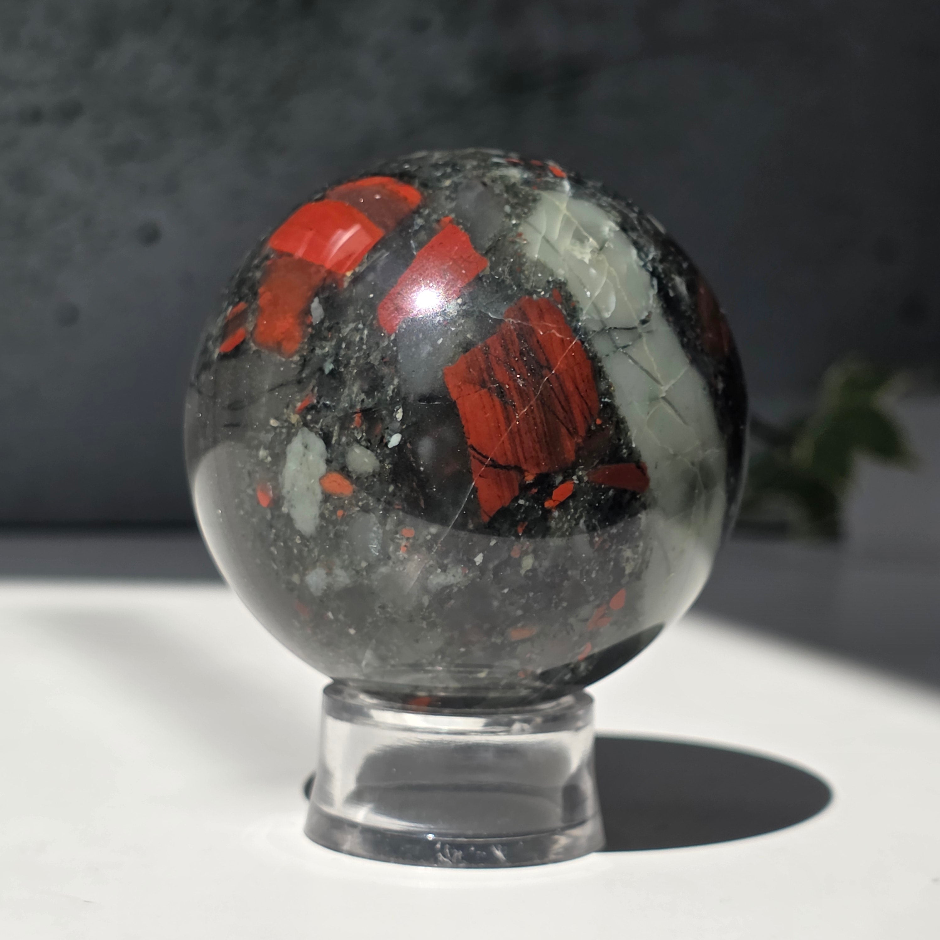 Sfera seftonit piatra sangelui | Model 8