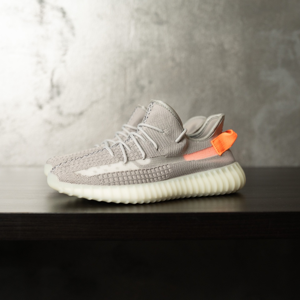 SNEAKERS BARBATI YEEZY SPLY-350 STREETWEAR LIGHT GRAY ORANGE ABYZ18(101-6) (MĂRIME: 42)