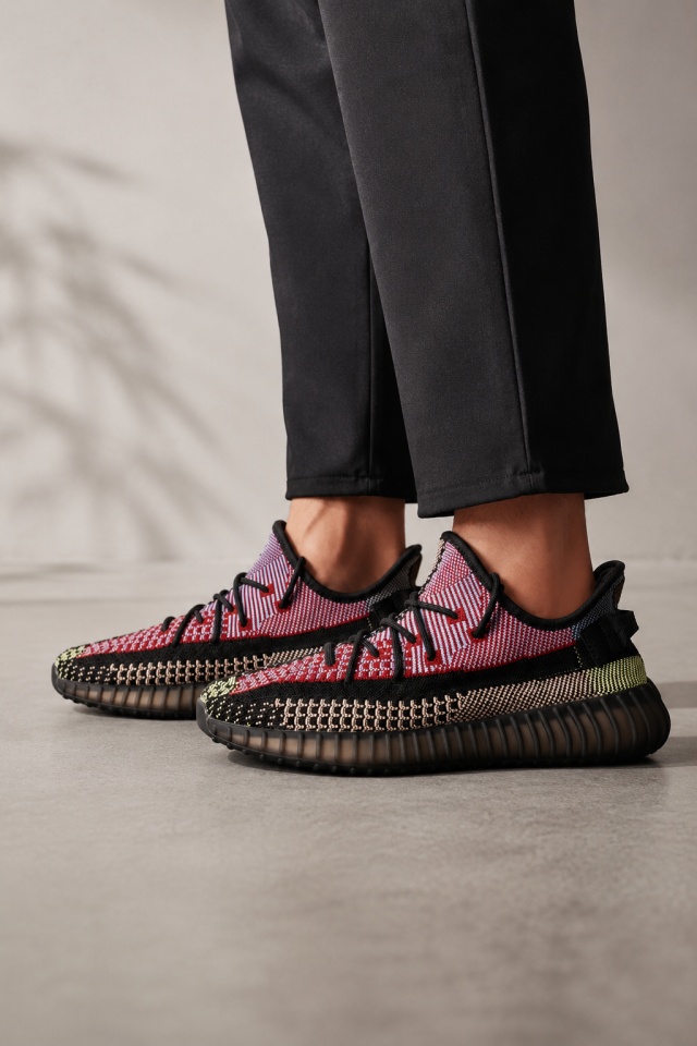 SNEAKERS BARBATI YEEZY SPLY-350 STREETWEAR BLACK-RED FUSION ABYZ16(101-11) (MĂRIME: 42)