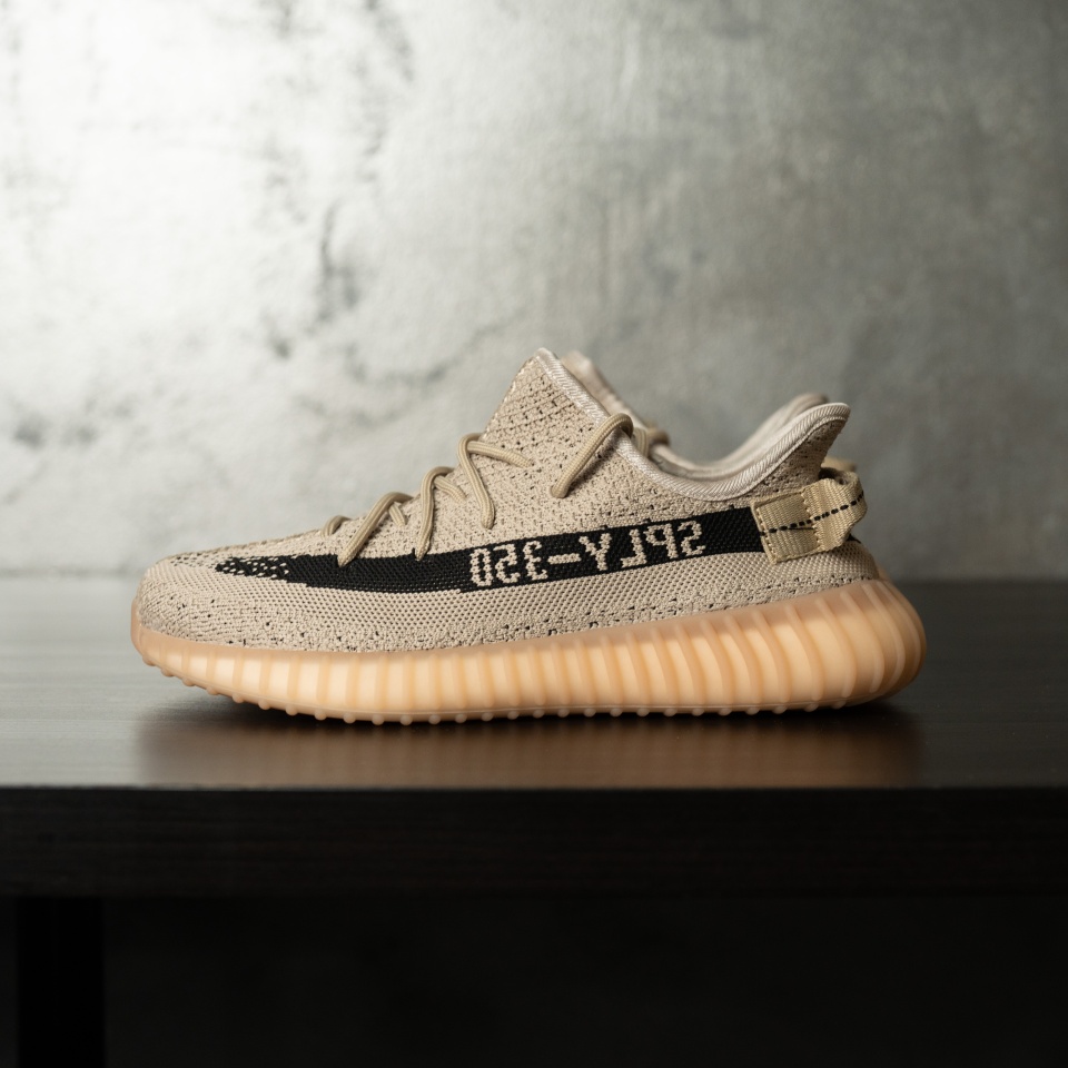 SNEAKERS BARBATI YEEZY SPLY-350 STREETWEAR BEIGE-BLACK STRIPE ABYZ21(103-9) (MĂRIME: 44)