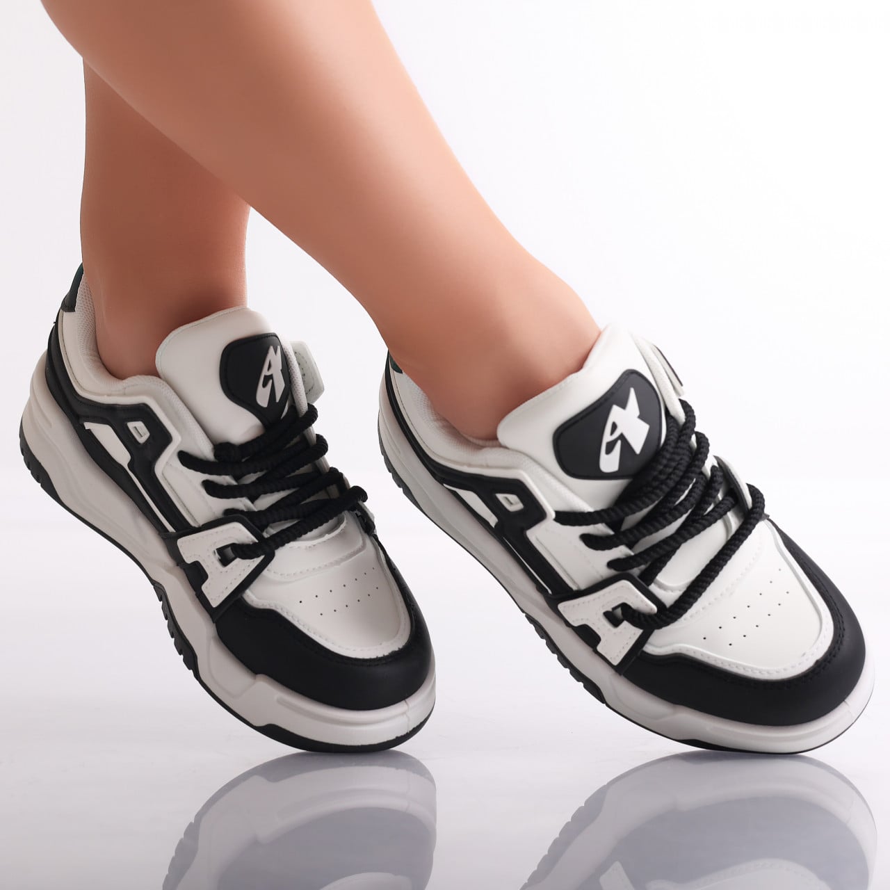 Sneakers dama ALB/Negri din Piele Ecologica Yuridia - poza 2
