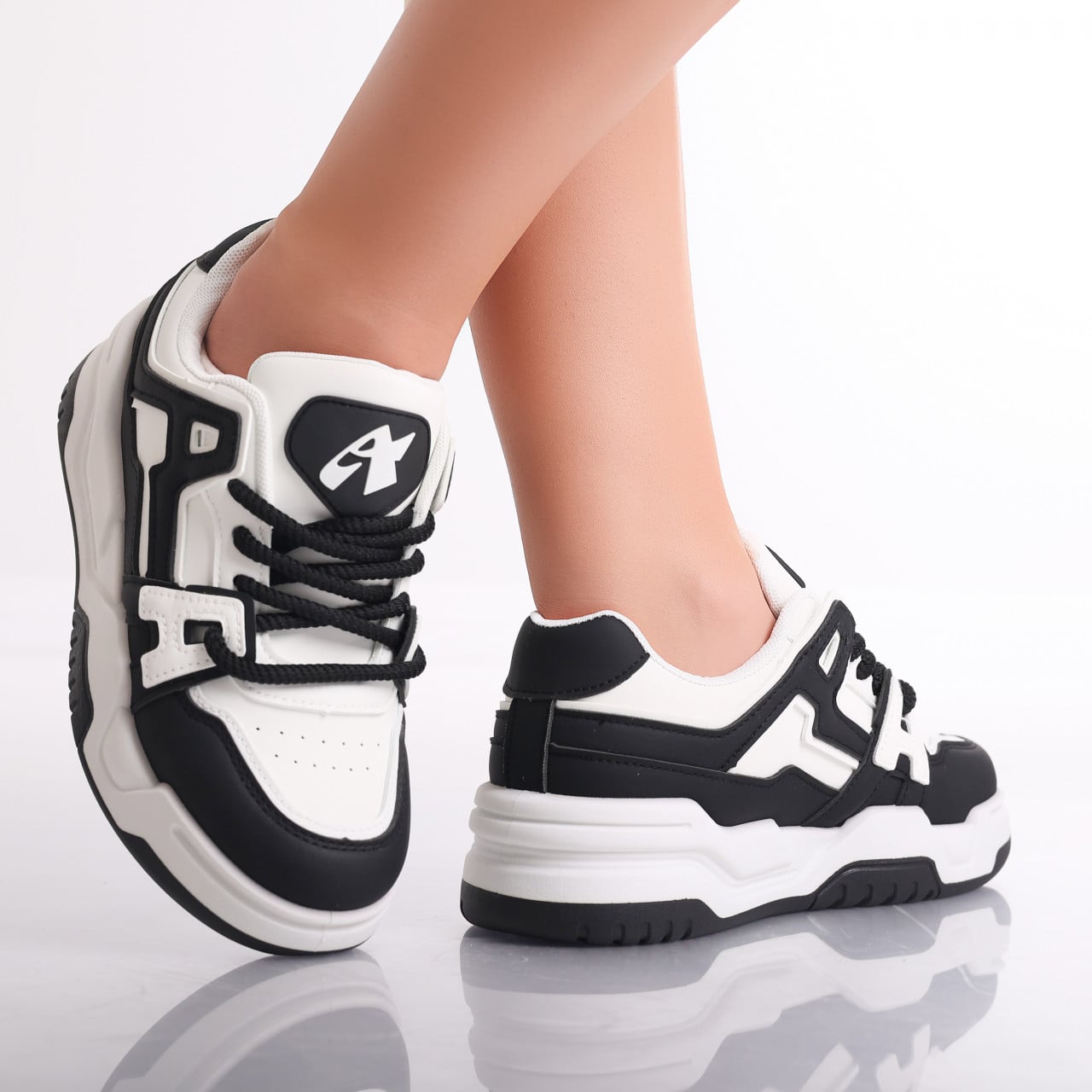 Sneakers dama ALB/Negri din Piele Ecologica Yuridia - poza 3