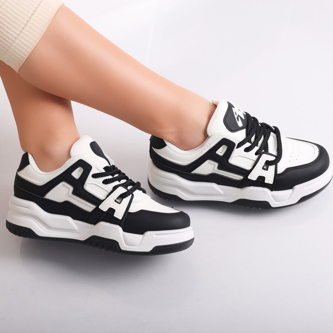 Sneakers dama ALB/Negri din Piele Ecologica Yuridia - poza 5