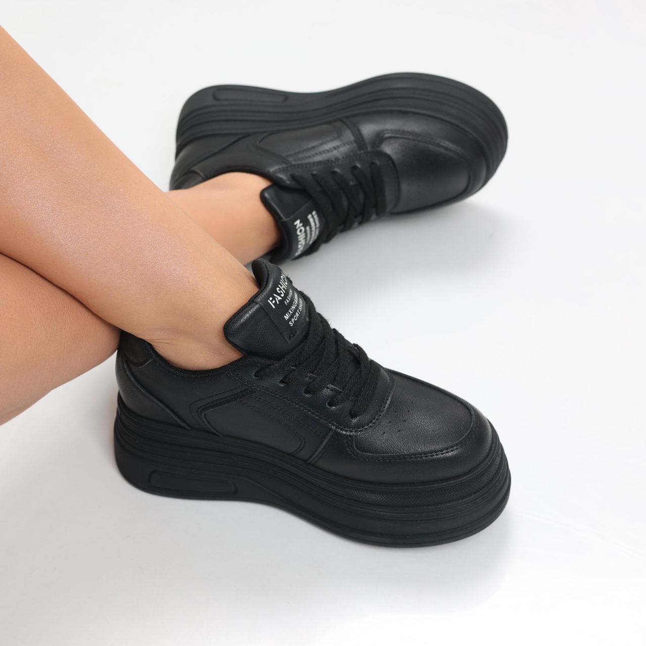 Sneakers dama cu platforma Negri din Piele Ecologica Arnola - poza 1