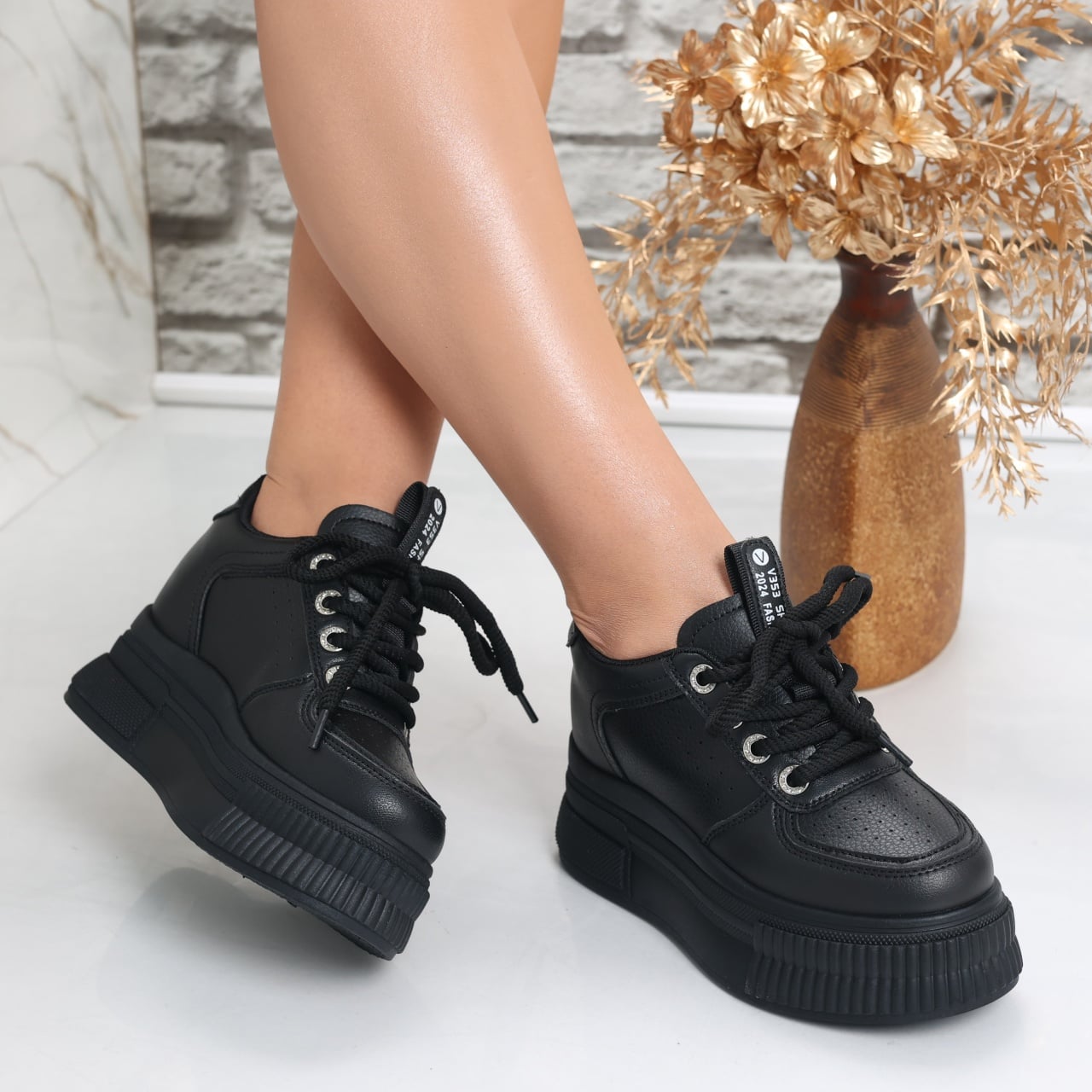 Sneakers dama cu platforma Negri din Piele Ecologica Laron - poza 1