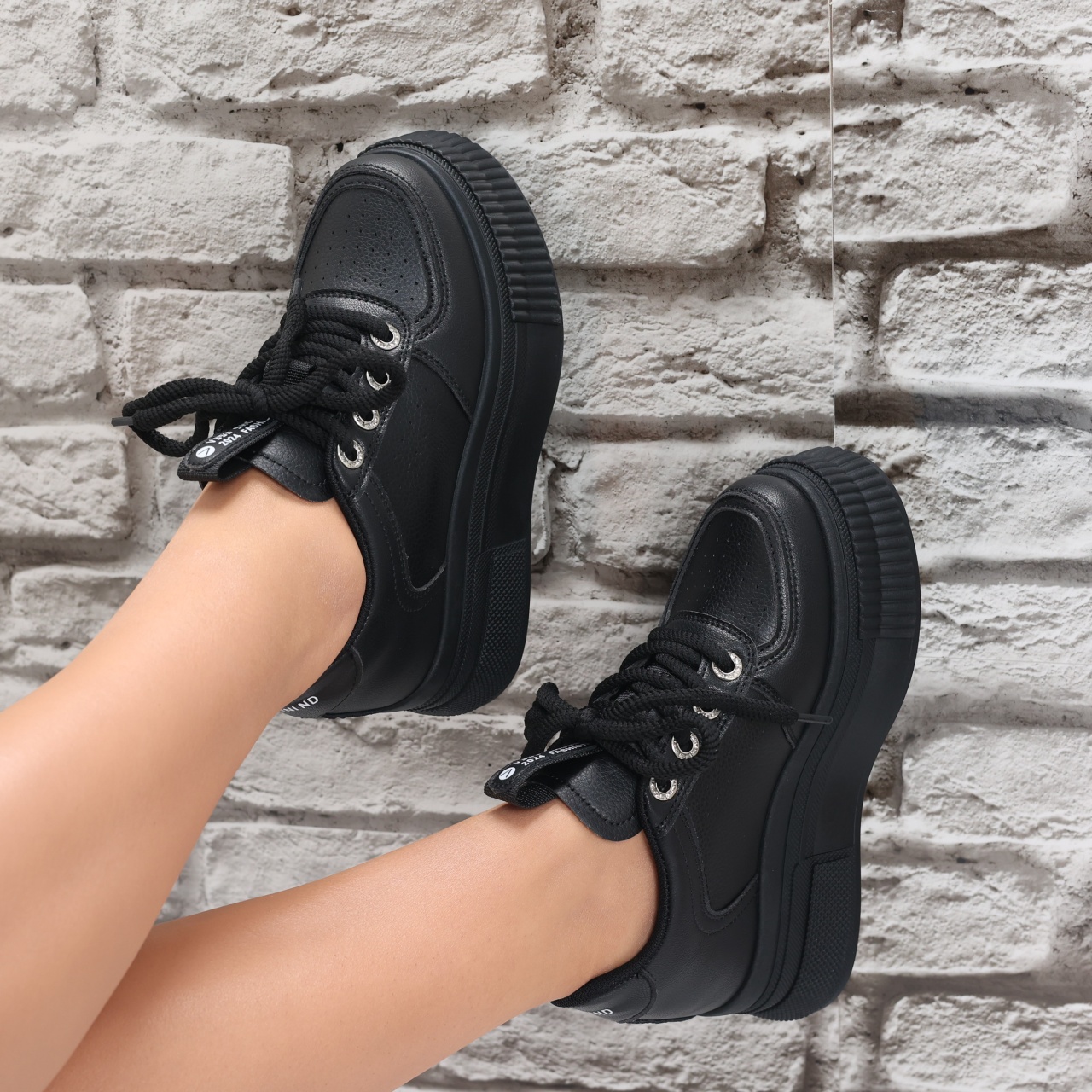 Sneakers dama cu platforma Negri din Piele Ecologica Laron - poza 2
