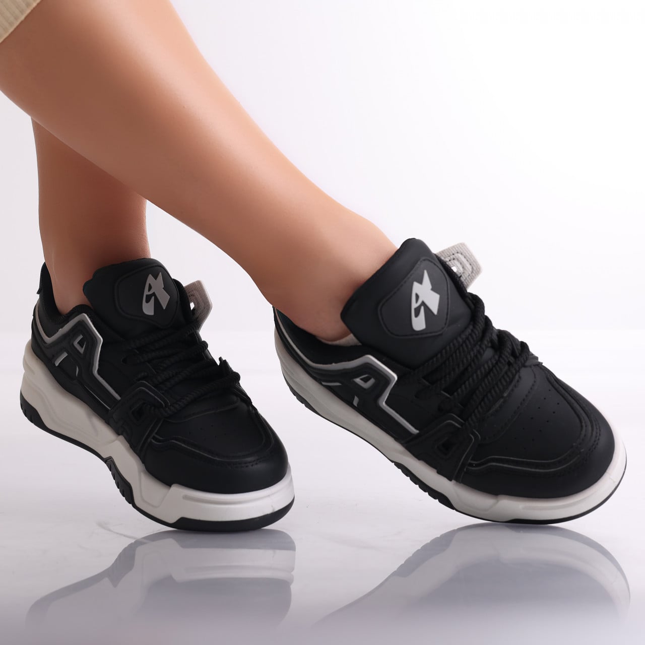 Sneakers dama Negri din Piele Ecologica Yuridia - poza 2