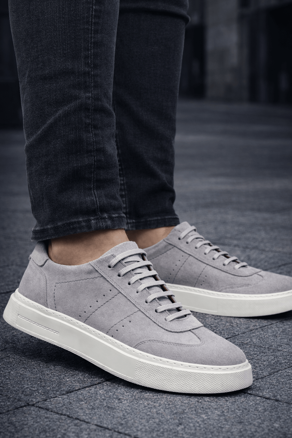 Sneakers din Piele Intoarsa Gri cu Decor - OVY GREY