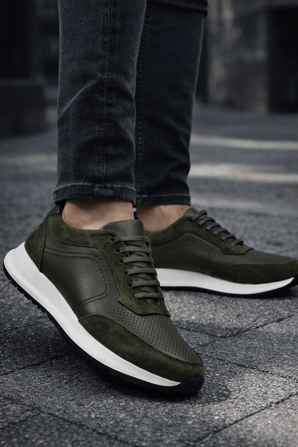 Sneakers din Piele Verzi cu Siret - VERN GREEN