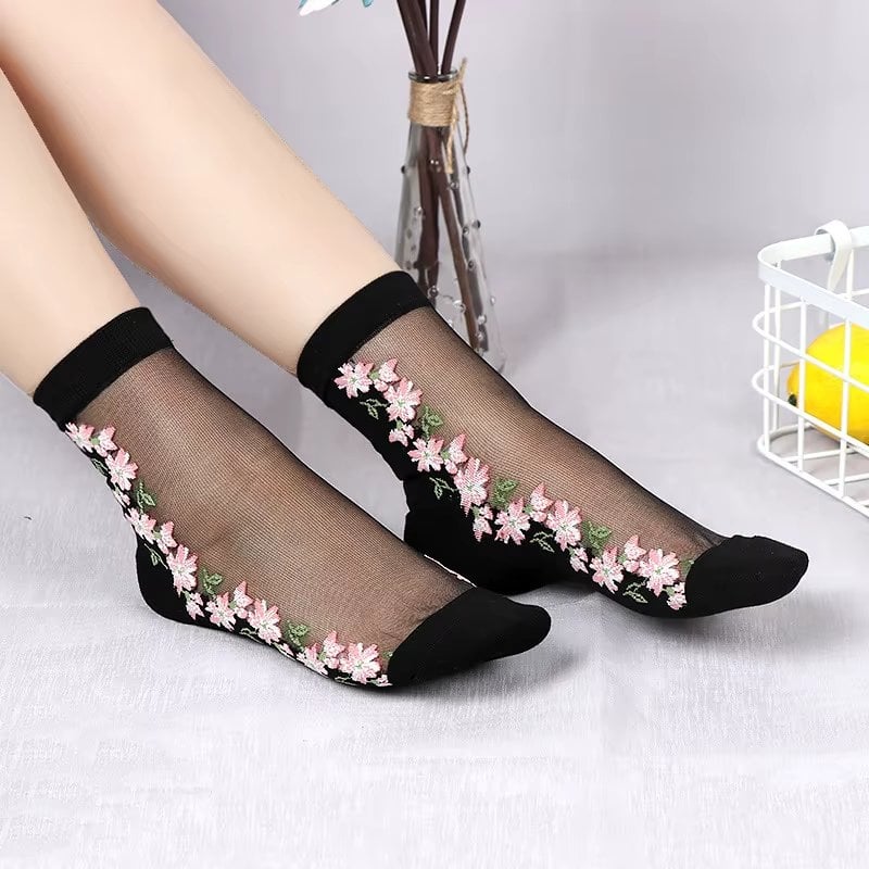 Sosete pentru dama, SS161, model flori, Negru, marime universala (35-39)