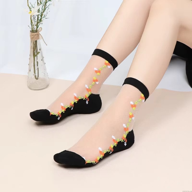 Sosete pentru dama, SS172, model flori, Alb/Negru, marime universala (35-39) - poza 1