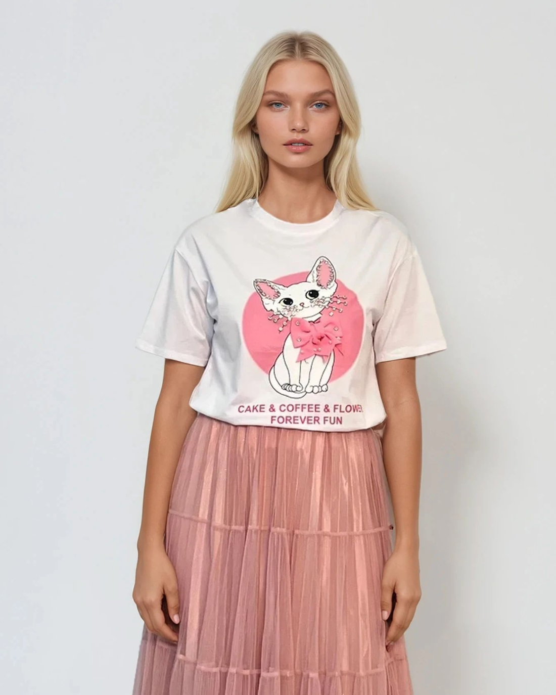 Tricou cu pisică cu fundiță și mesaj alb - L/XL