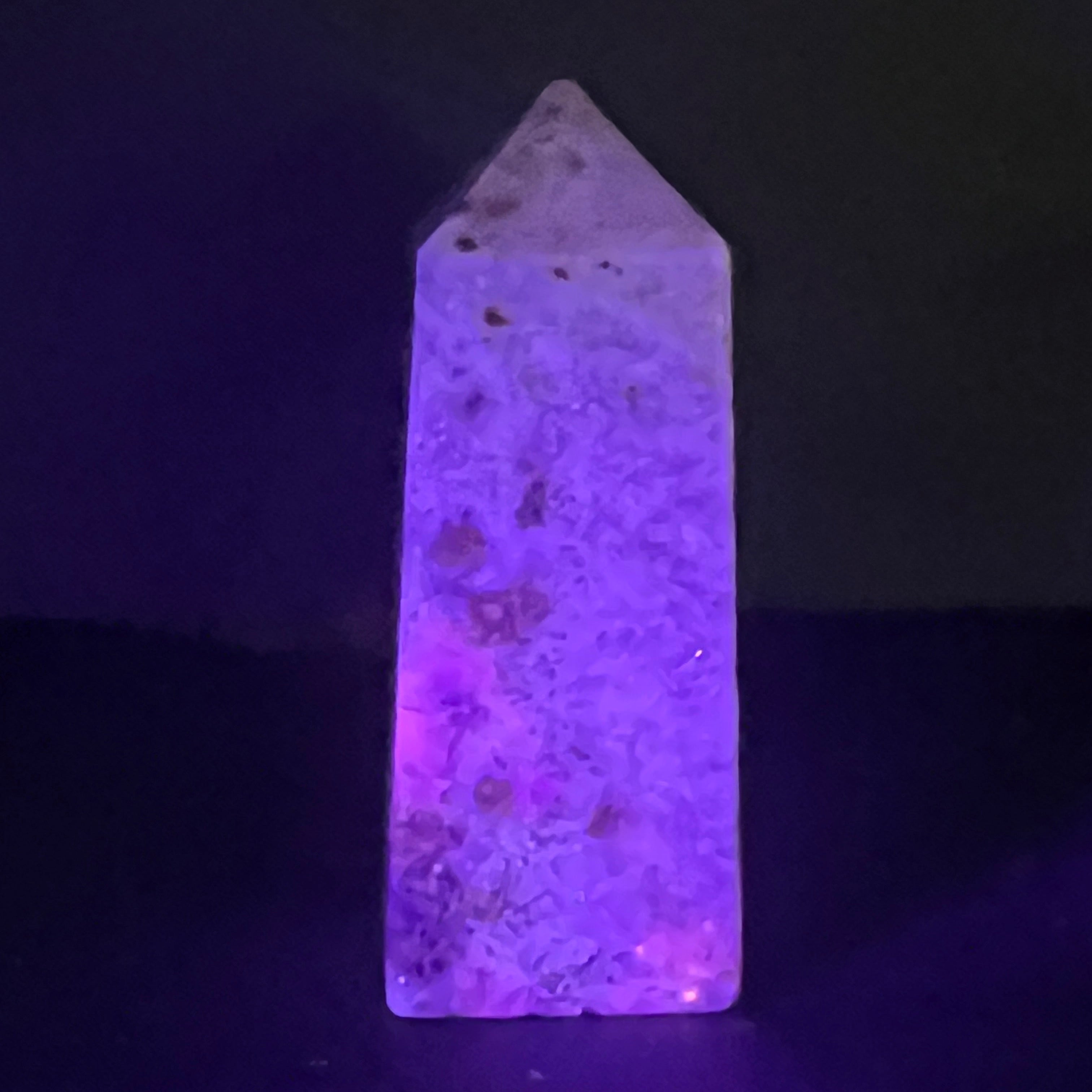 Turn/ obelisc hackmanit Uv reactive m2