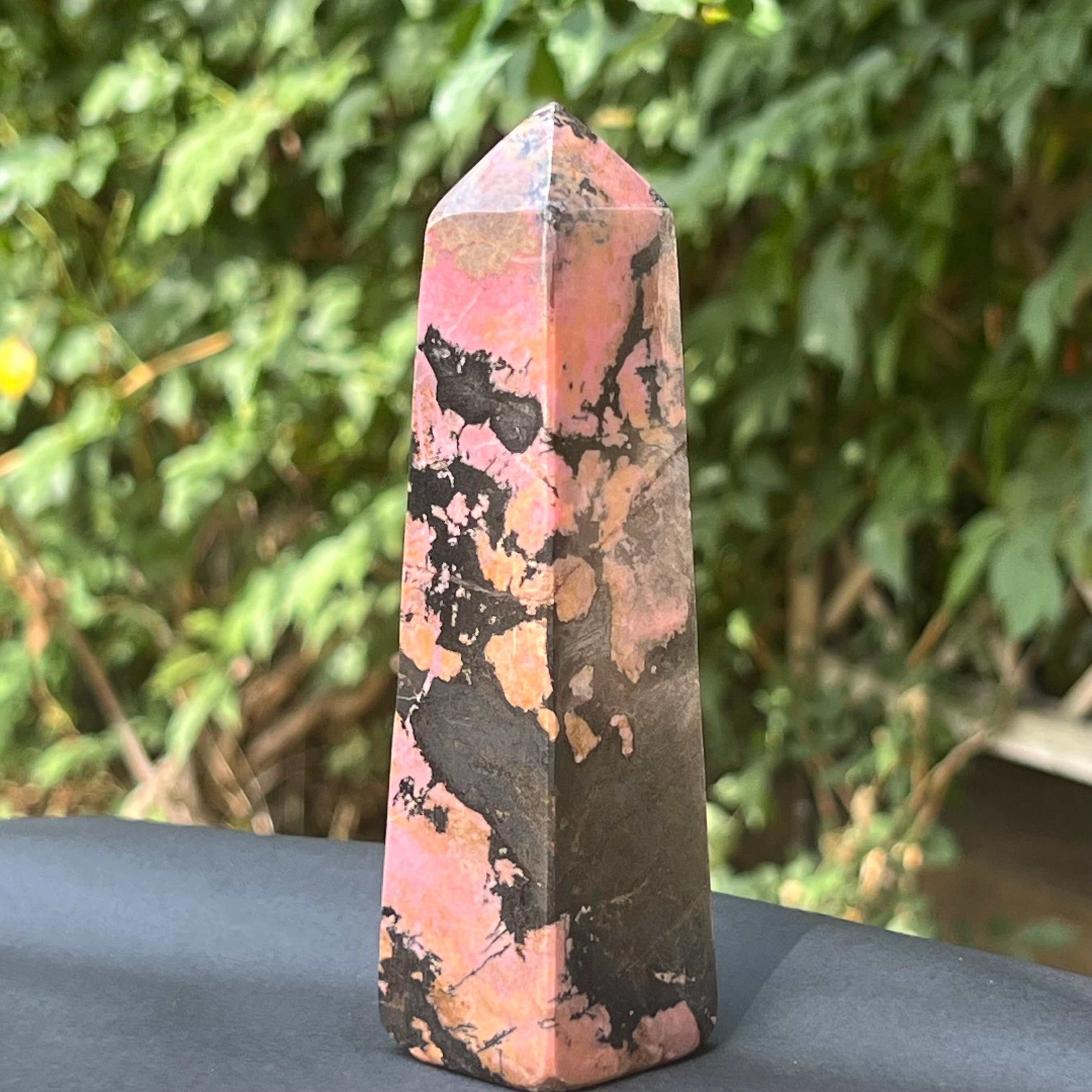 Turn/obelisc rodonit Paskistan model 3