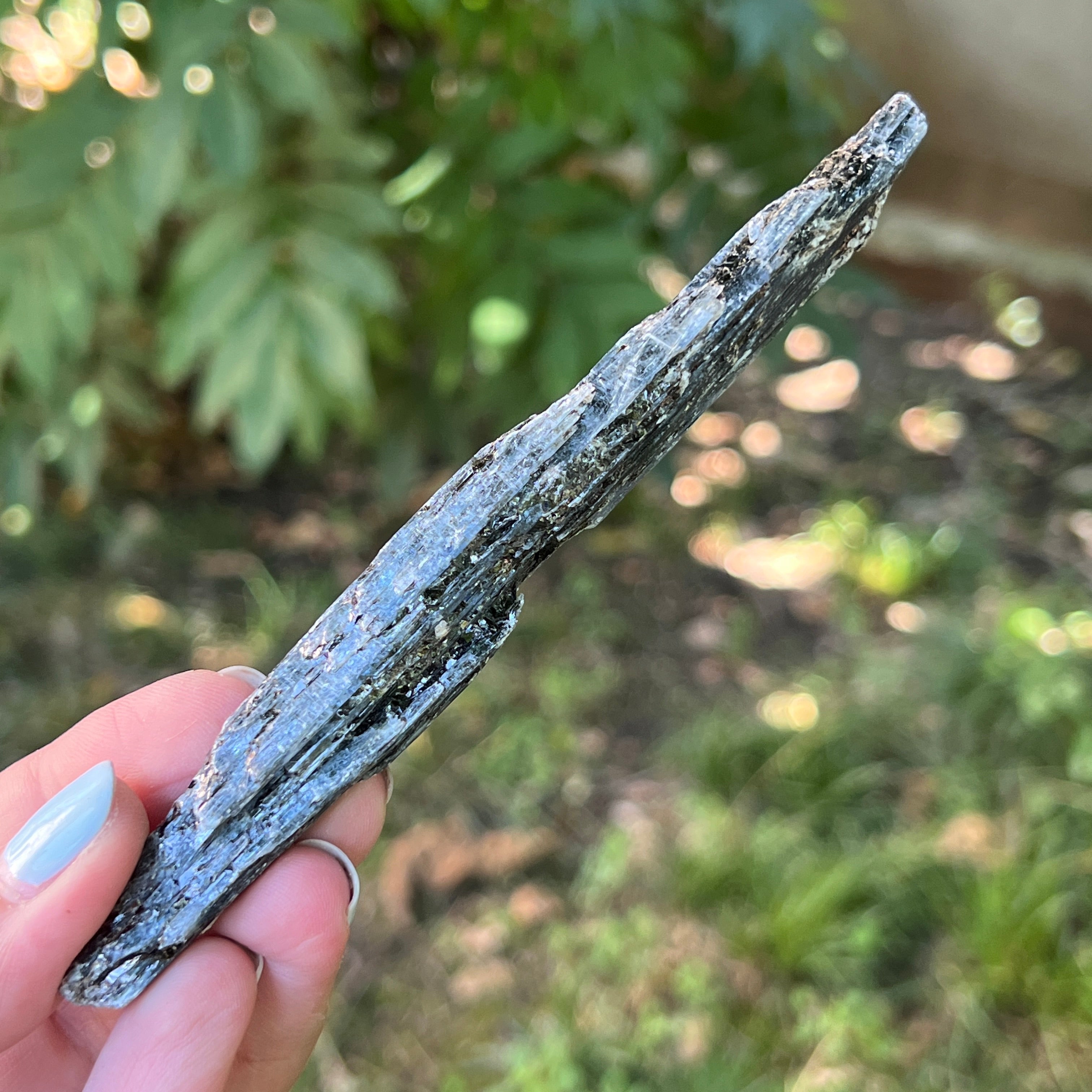 Varf brut Kianit albastru (Cianit) din Zimbabwe model 7