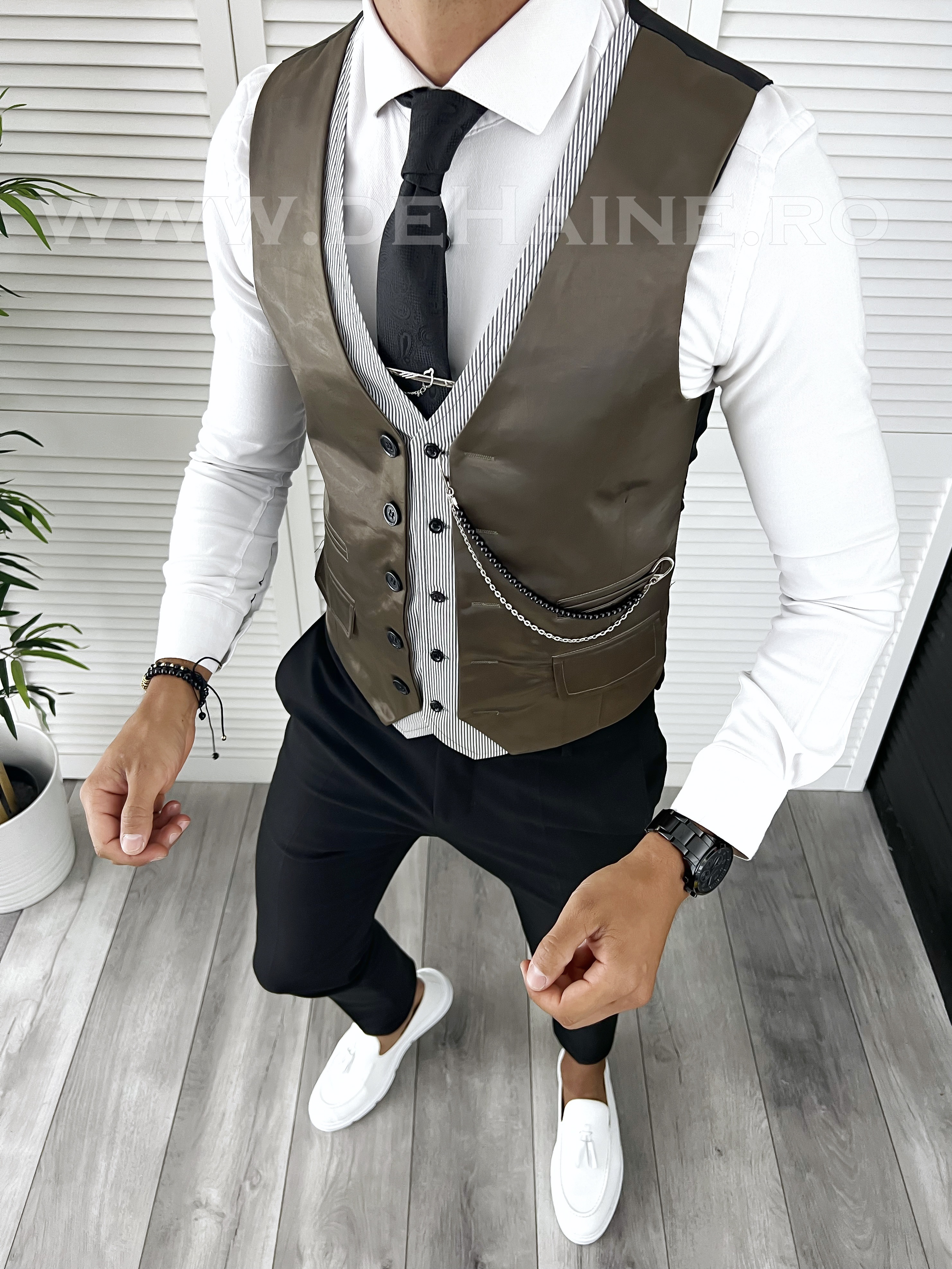Vesta barbati eleganta slim fit maro V44 i6-5.3