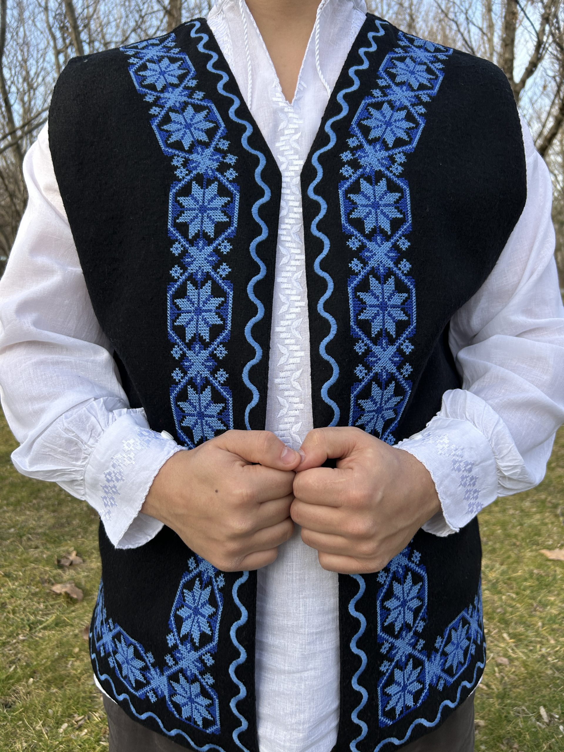 Vestă tradițională bărbați TM1786 motive geometrice - 3XL
