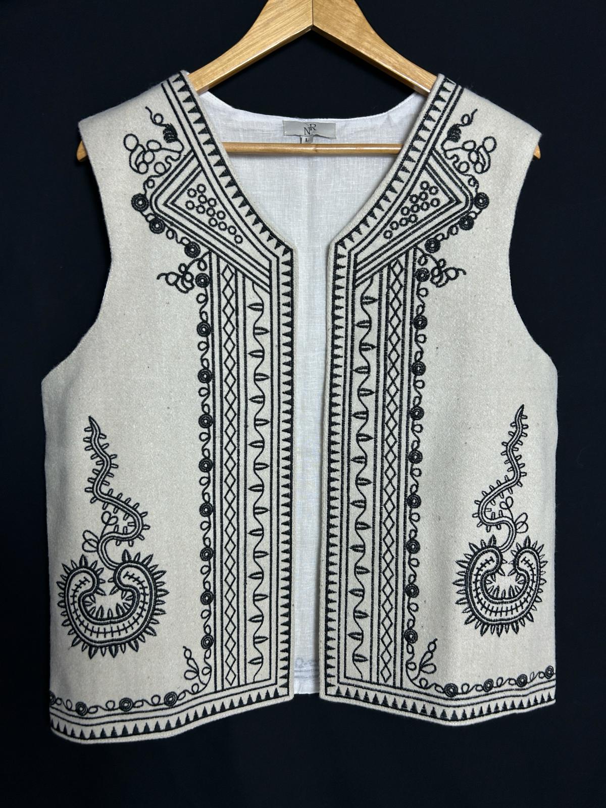 Vestă tradițională bărbați TM613 - motive geometrice - - XL
