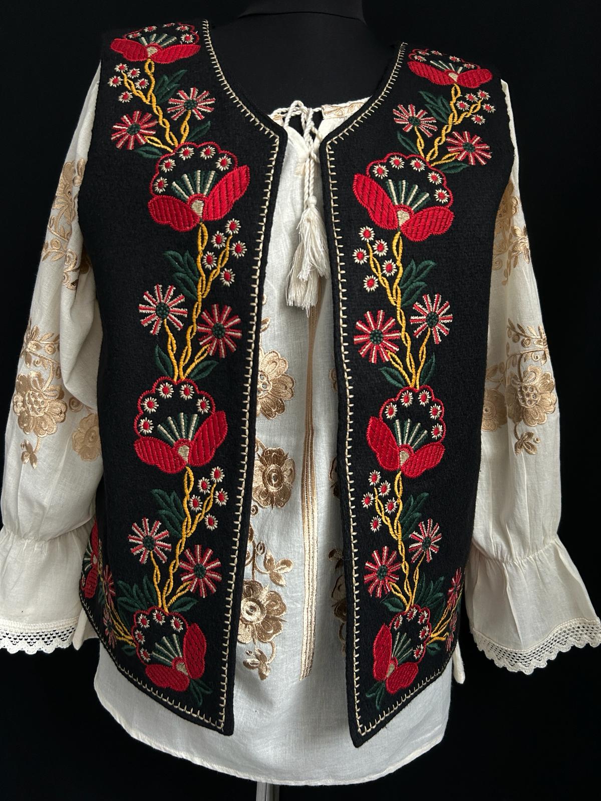 Vestă tradițională femei *motive florale* TM410 - 3XL