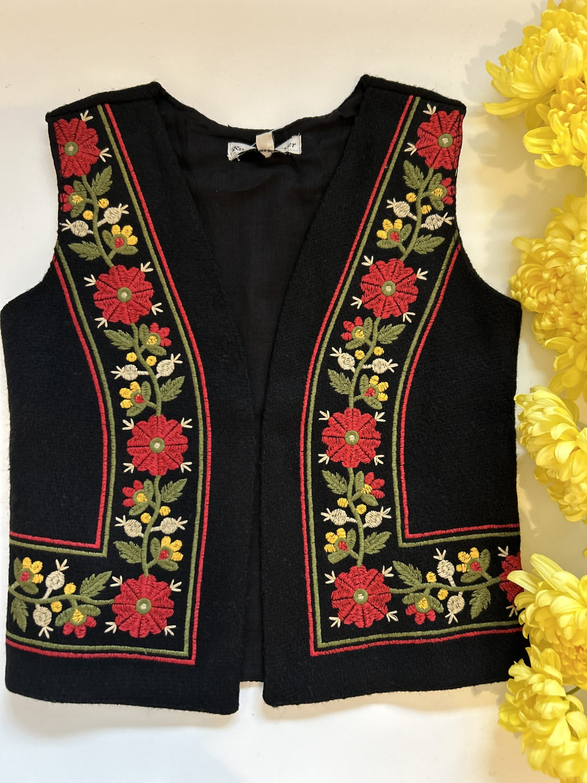 Vestă tradițională fete TM682 *motive florale* - 4